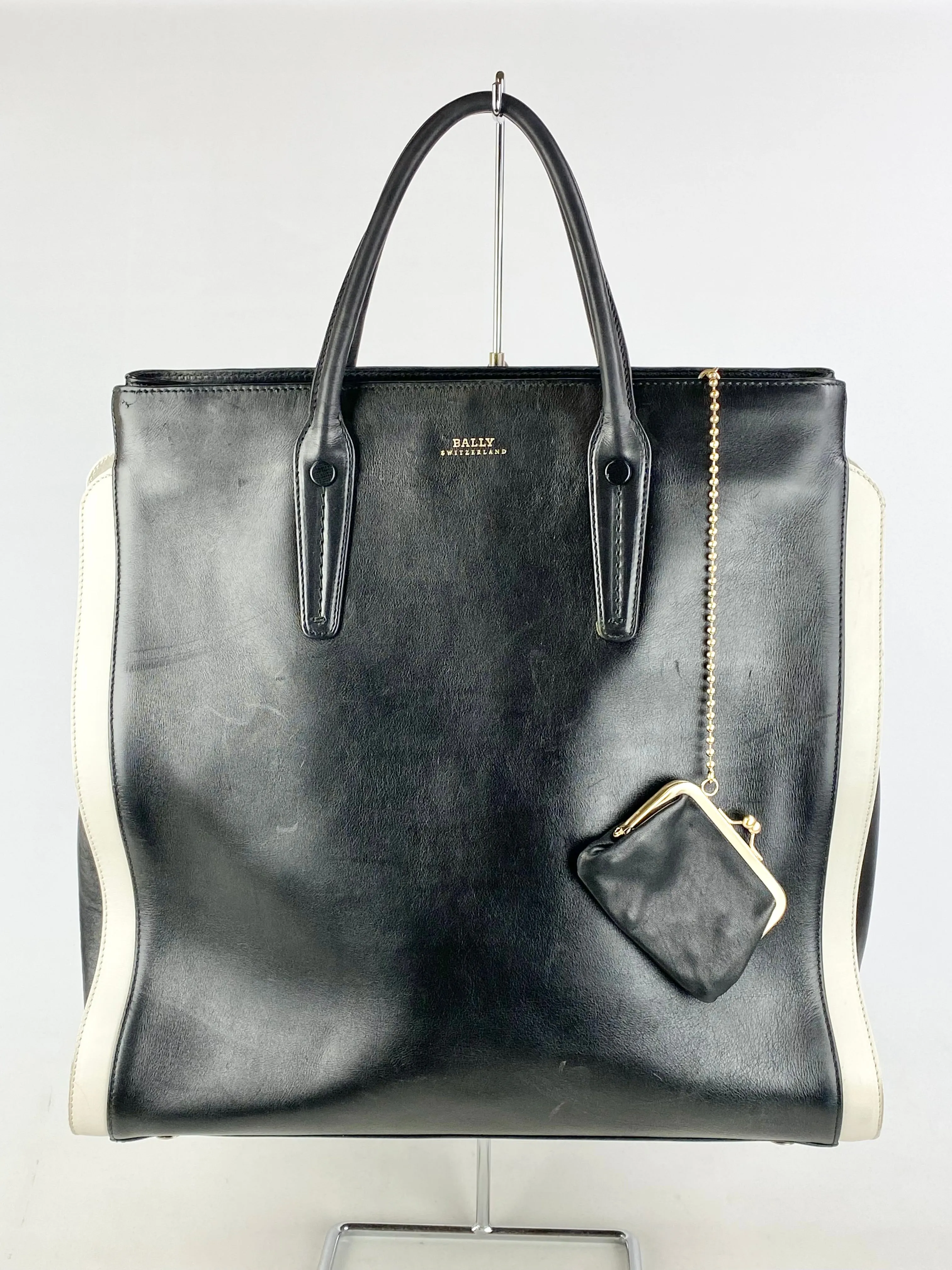 Bally Large Monochromatic Leather Tote Bag