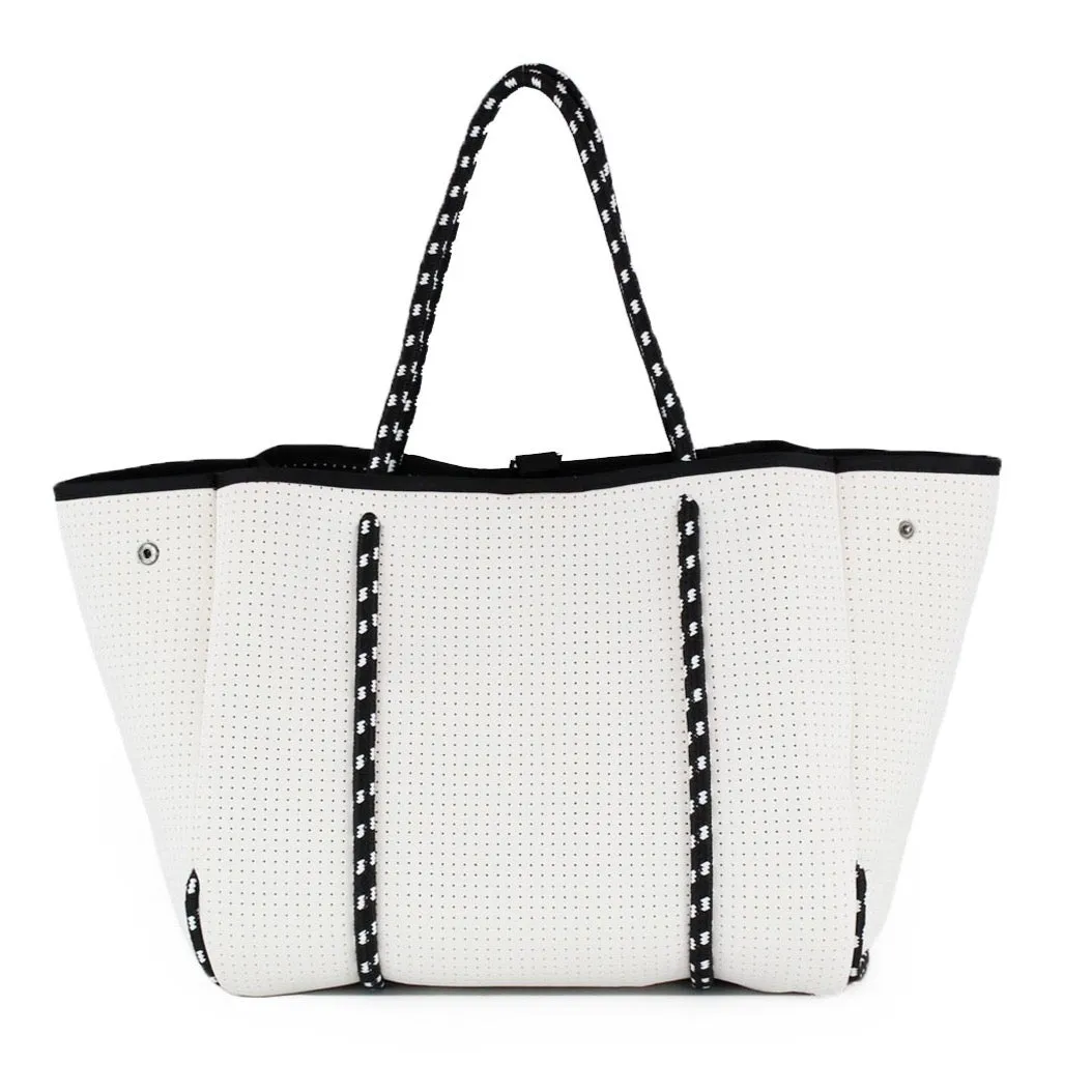 BASIC WHITE SET - EVERYDAY TOTE AND POUCH