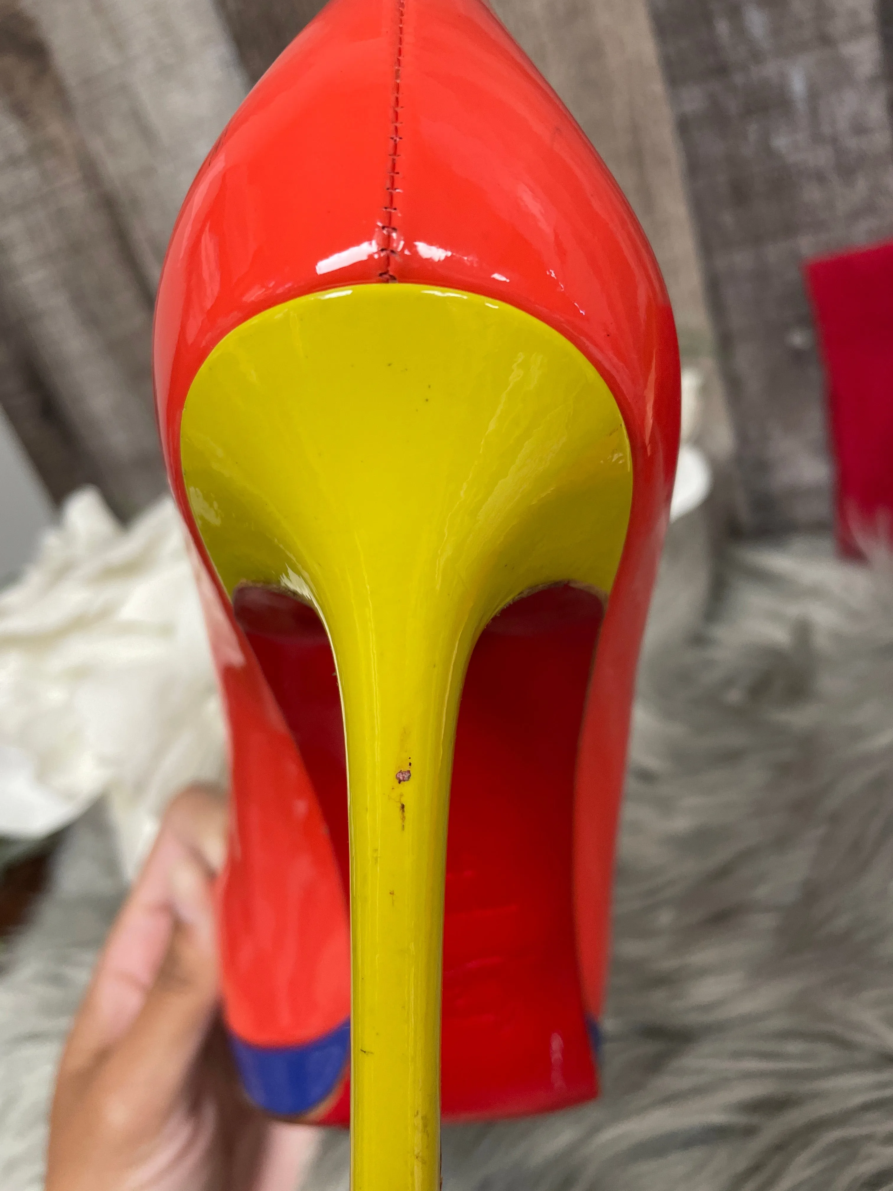 Coral Shoes Luxury Designer Christian Louboutin, Size 9