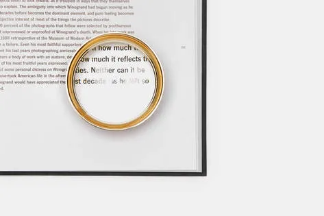 Magnifying Glass | Pallina