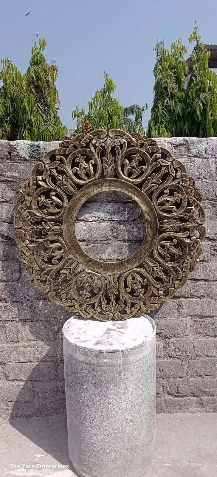 THE SARA ENTERPRISES Wooden Wall Mirror Frame Size (24 x 24) inch Round Colour Black Gold encoitry Wooden Hand Carved Decorative Hanging Round Wall Mount